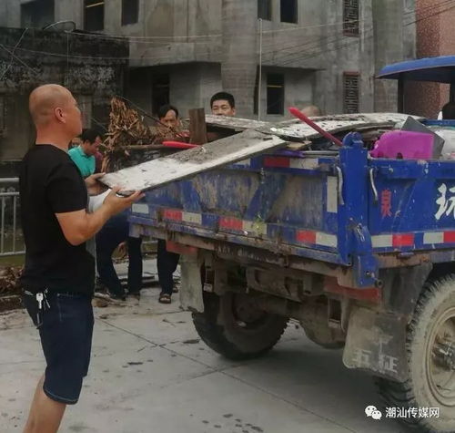 青山村與西臚鎮各村社區聯動開展救災復產與“垃圾不落地潮陽更美麗”周末志愿活動，并探索三輪車總裝及零部件生產助力經濟復蘇